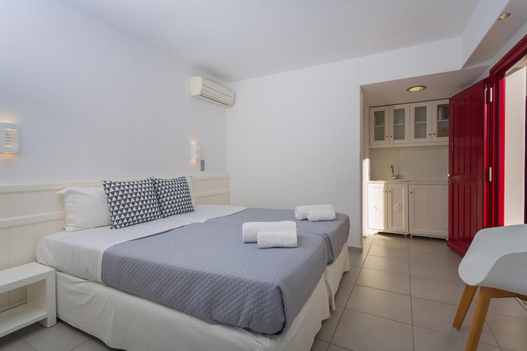 Katerina Mare Aparthotel Náusza Kültér fotó